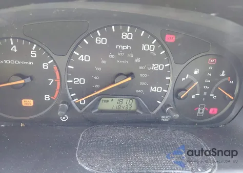 2002 Honda Accord 2.3 Lx из США, поврежденный, VIN 1HGCG66582A161645